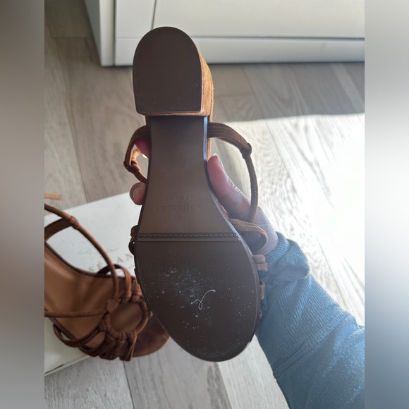 Sézane Gloria Sandals in Camel size 7/38 - Picture 5 of 16